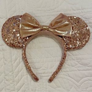 Sequenced Rose Gold Minnie Ears